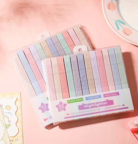 A Beautiful Year in the Bible + Free Highlighter Set